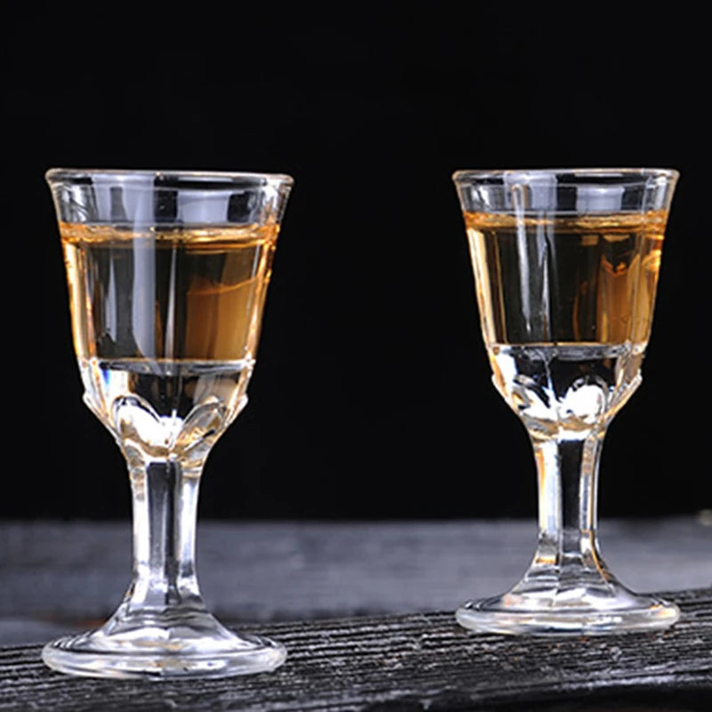 6Pcs Shot Glass 10Ml Small Capacity Glass Spirits Cup Goblet Spirits Cup Wine Dispenser Wholesale Transparent Cups Drinkware